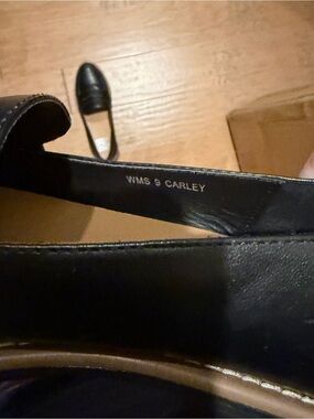 Dolce Vita Carley size 9 Women's Black Leather Loafers